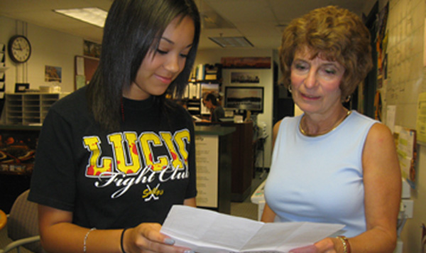 Senior Andria Boland talks to Guidance Counselor Lydia Brady about dropping a class