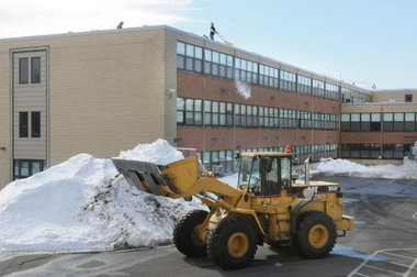 effect of 2011 snowstorm in Mass.