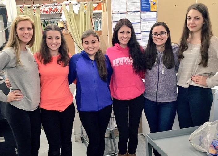 Interact club girls volunteer time at Survival Center