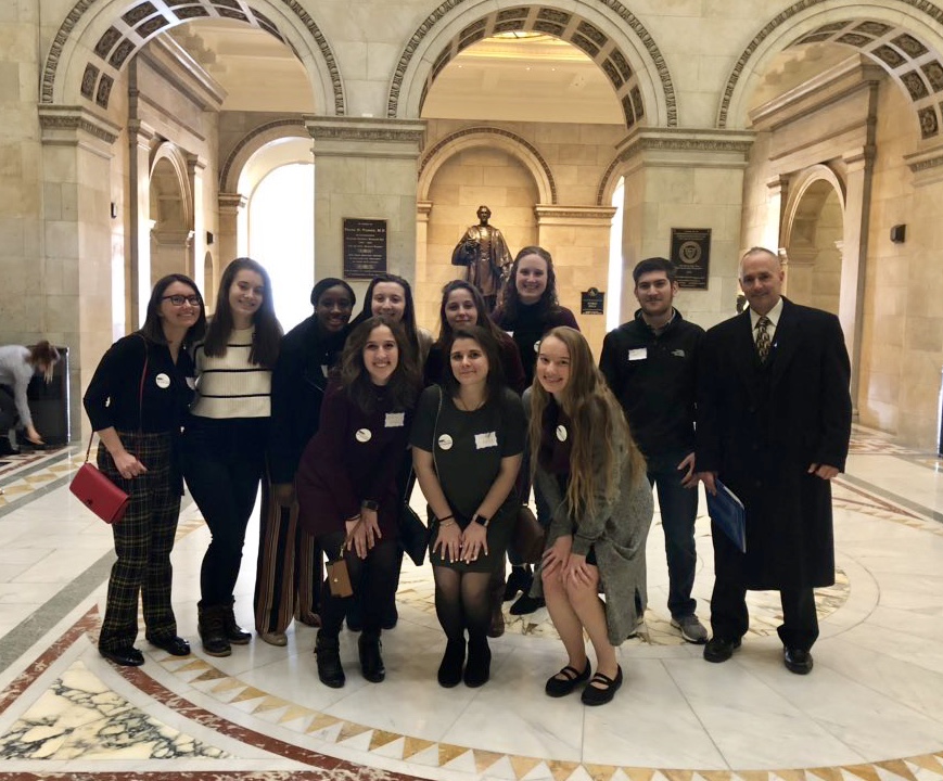 AP English students visit State House