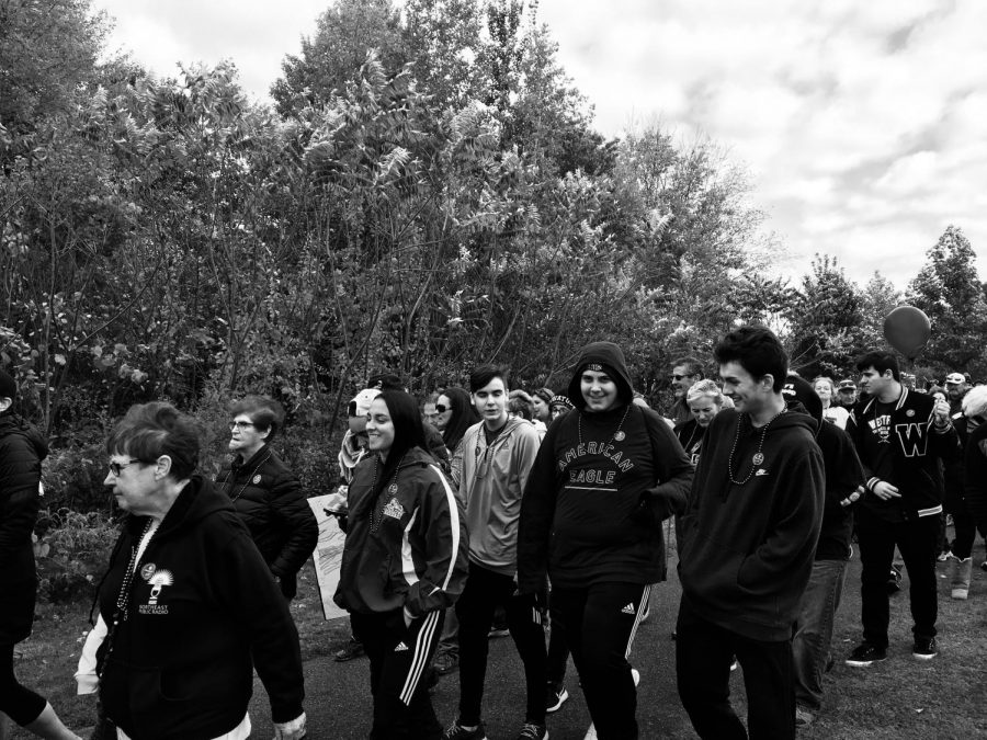 LHS Portuguese Club Participates in Out of the Darkness Walk